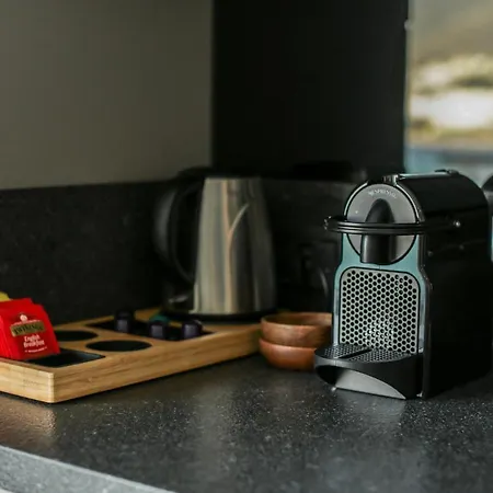 Surfer Caravan Gastro Pub Suites- Adults Only 公寓 博德鲁姆