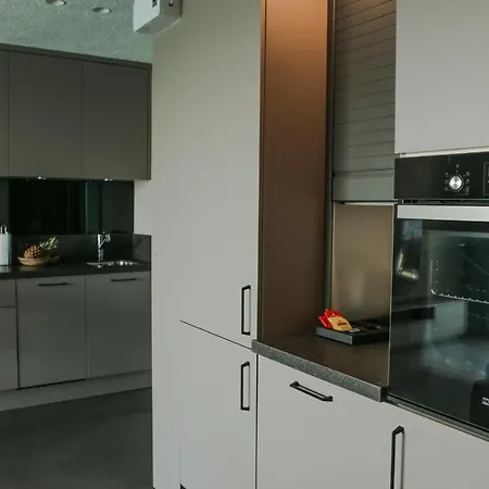 Surfer Caravan Gastro Pub Suites- Adults Only 公寓 博德鲁姆