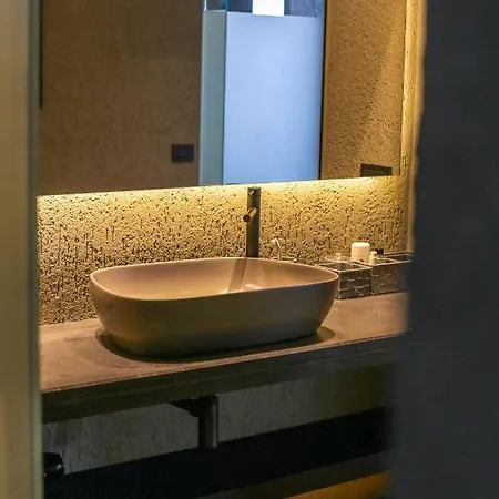 Surfer Caravan Gastro Pub Suites- Adults Only 公寓 博德鲁姆