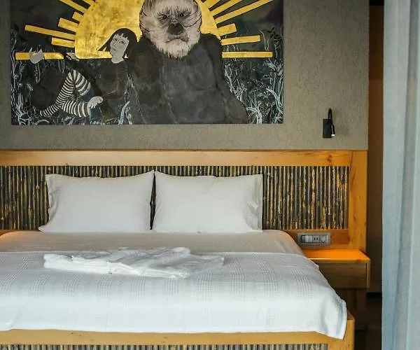 Surfer Caravan Gastro Pub Suites- Adults Only Апартаменты *