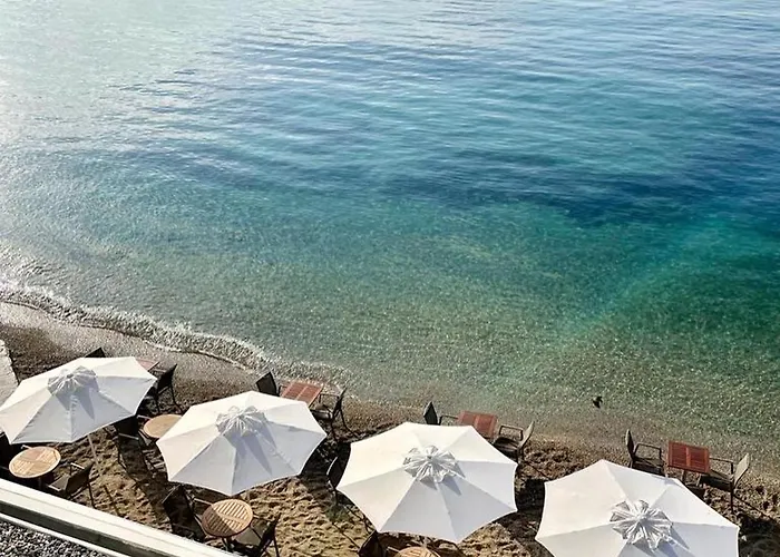 Апартаменты Surfer Caravan Gastro Pub Suites- Adults Only Бодрум