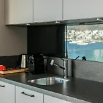 Surfer Caravan Gastro Pub Suites- Adults Only * Bodrum